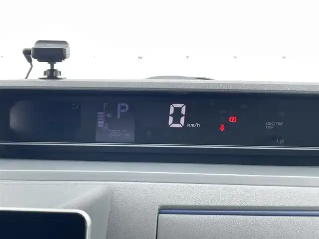 ダイハツ タント カスタム X 滋賀県 2019(令1)年 0.8万km ブライトシルバーメタリック 純正ナビ9型/・フルセグ/・Bluetooth/両側電動スライドドア/ハーフレザーシート/前方ドラレコ/オートリトラミラー/LEDオートヘッドライト/フォグ/ワンタッチウインカー/運転席ロングスライド/リアサイドカーテン/レーダー探知機/USB/TVキャンセラー