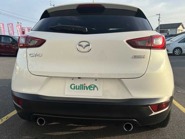 マツダ ＣＸ－３ XD ツーリング 香川県 2016(平28)年 5万km クリスタルホワイトパールマイカ 純正ナビ/・フルセグTV/・CD再生/・DVD再生/・Bluetooth接続/・バックカメラ/セーフティクルーズパッケージ／/・車線逸脱警報システム/・マツダレーダークルーズコントロール/・スマート・ブレーキ・サポート/・ハイ・ビーム・コントロールシステム/車高調/ブラインドスポットモニター/ヘッドアップディスプレイ/革巻きステアリング/社外１９インチアルミホイール/アイドリングストップ/プッシュスタート/LEDヘッドライト/ドアバイザー/ＥＴＣ/オートライト