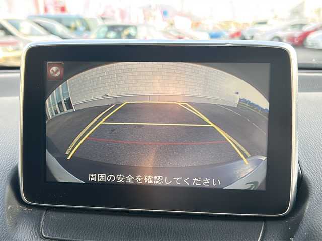 マツダ ＣＸ－３ XD ツーリング 香川県 2016(平28)年 5万km クリスタルホワイトパールマイカ 純正ナビ/・フルセグTV/・CD再生/・DVD再生/・Bluetooth接続/・バックカメラ/セーフティクルーズパッケージ／/・車線逸脱警報システム/・マツダレーダークルーズコントロール/・スマート・ブレーキ・サポート/・ハイ・ビーム・コントロールシステム/車高調/ブラインドスポットモニター/ヘッドアップディスプレイ/革巻きステアリング/社外１９インチアルミホイール/アイドリングストップ/プッシュスタート/LEDヘッドライト/ドアバイザー/ＥＴＣ/オートライト
