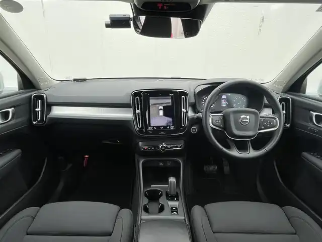 ボルボ ＸＣ４０ 東京都 2020(令2)年 3.9万km 白 純正HDDナビ/360°カメラ　/フルセグTV/ETC/AppleCarPlay/AndoroidAuto/デジタルメーター/PWシート/シートヒーター/LEDヘッドライト/オートハイビーム/ACC/BLIS/LKA/クロストラフィックアラート/純正18インチAW