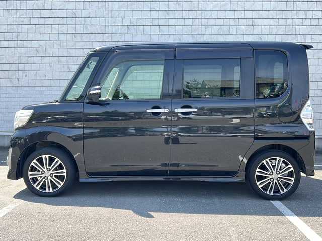 ダイハツ タント カスタム RS 秋田県 2014(平26)年 7.2万km ブラックマイカメタリック ・4WD/・社外ナビ/・フルセグ/・Bluetooth/・CD、DVD再生機能有/・バックカメラ/・ドライブレコーダー/・純正ETC/・スマートキー/・両側パワースライドドア/・アイドリングストップ機能/・純正15インチAW