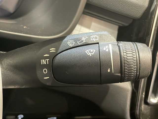 ボルボ ＸＣ４０ B4 モメンタム 新潟県 2021(令3)年 3.7万km グレー チルトアップ機構付き電動パノラマガラスサンルーフ/クライメートパッケージ/-シートヒーター/-ステアリングヒーター/インテリセーフ/-アダプティブクルーズコントロール/-レーンキープアシスト/-ブラインドスポットアシスト/-クロストラフィックアシスト/-コーナリングライト/-360°カメラ/純正HDDナビ/ETC/ドライブレコーダー/パワーバックドア/メモリ付きパワーシート/純正18インチアルミホイール/LEDヘッドライト/オートブレーキホールド/スマートキー
