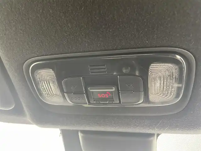 トヨタ ＧＲヤリス 富山県 2020(令2)年 0.8万km プラチナホワイトパールマイカ 4WD/純正ナビ（AM/FM/USB/BT）/フルセグTV/バックカメラ/ヘッドアップディスプレイ/トヨタセーフティセンス/レーダークルーズコントロール/プリクラッシュセーフティ/レーンキープアシスト/ロードサインアシスト/ブラインドスポットモニター/アダプティブハイビーム/LEDヘッドライト/ハーフレザーシート/前席シートヒーター/ビルトインETC2.0/ドライブレコーダー前後/純正18インチAW/スマートキー/プッシュスタート/GRフロアマット/アイドリングストップ