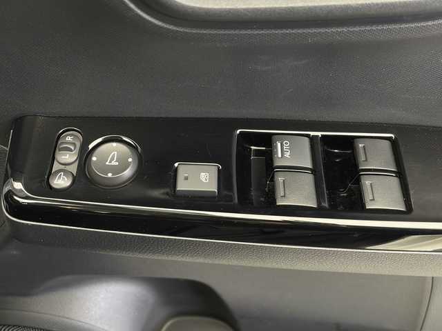 ホンダ Ｎ ＯＮＥ オリジナル 長野県 2021(令3)年 4.6万km プラチナホワイトパール 4WD/レンタアップ/社外メモリナビ&CD&USB&BT/ホンダセンシング/アダプティブクルーズコントロール/レーンキープアシスト/車線逸脱警報/衝突軽減ブレーキ/後方コーナーセンサー/ロードサインアシスト/先行車発進告知/アイドリングストップ/バックカメラ/ETC/LEDヘッドライト/オートライト/電動格納ミラー/ウィンカーミラー/ドアミラーヒーター/電動ホールド/ブレーキホールド/純正ホイールキャップ装着/社外フロアマット/プッシュスタート/スマートキー