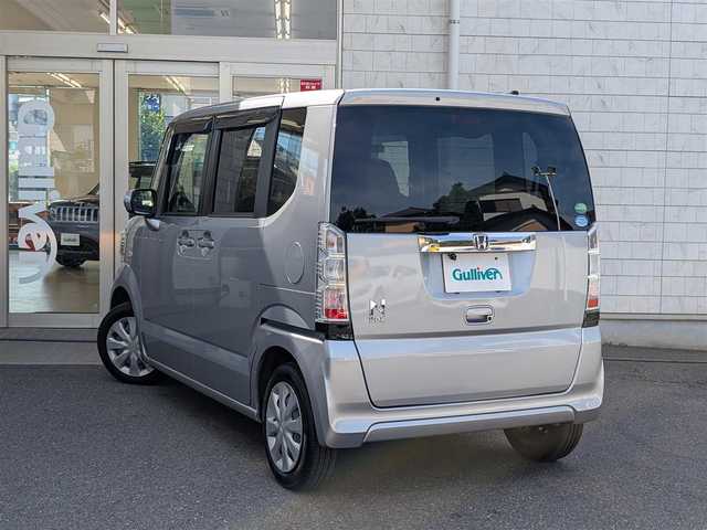 ホンダ Ｎ ＢＯＸ G 埼玉県 2017(平29)年 4.4万km ルナシルバーM ワンセグTV/Bluetoothオーディオ/CD/DVD再生/スマートキー×2/ドアバイザー/ETC