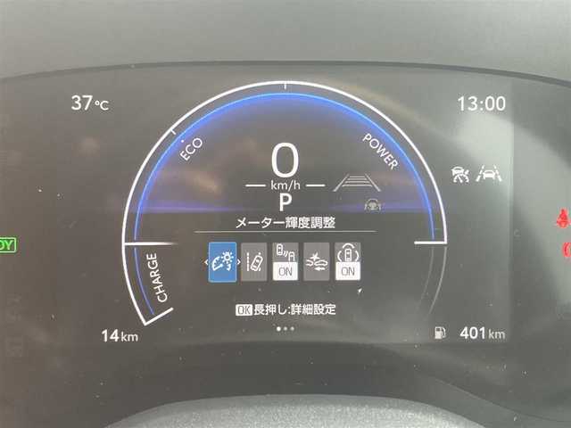 トヨタ ヤリスクロス ハイブリッド Z ウルバーノ 滋賀県 2025(令7)年 0.1万km未満 ブラックマイカ/プラチナホワイトパールマイカ ワンオーナー/8型ディスプレイオーディオPLUS/（ナビ/フルセグ/Bluetooth/カープレイ）/Toyota Safety Sense/・プリクラッシュセーフティ/・LTA＋LDA/・レーダークルーズコントロール/・オートハイビーム/・ロードサインアシスト/・ドライバー異常時対応システム/・プロアクティブドライビングアシスト/・発信遅れ告知機能/トヨタチームメイト（自動駐車）/パーキングサポートブレーキ/全方位カメラ（床下透過表示）/ブラインドスポットモニター/＋安心降車アシスト/運転席パワーシート/シートヒーター/アクセサリーコンセント/パワーバックドア