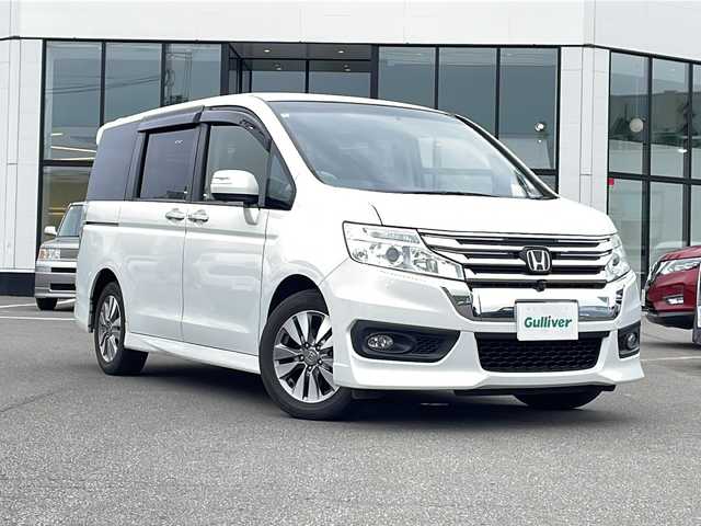ホンダ ステップワゴン スパーダ Zi 青森県 2012(平24)年 9万km パール ・4WD/・寒冷地仕様/・純正ナビ/・BT接続/・バックカメラ/・３６０度カメラ/・フリップダウンモニター/・衝突軽減ブレーキ/・クルーズコントロール/・フロントガラスデアイサー/・アイドリングストップ/・ビルトインETC/・ステアリングリモコン/・パドルシフト/・革巻きステアリング/・両側パワースライド/・HIDオートライト/・フォグランプ/・純正16インチアルミホイール