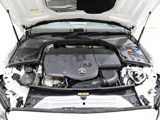 メルセデス・ベンツ Ｃ２２０ｄ アバンギャルド　AMGライン 静岡県 2019(令1)年 4.9万km ポーラホワイト 黒革/純正ナビ/フルセグTV/ACC/BSM/LKA/インテリジェントライトシステム/パドルシフト/アンビエントライト/キーレスゴー/純正ドアバイザー