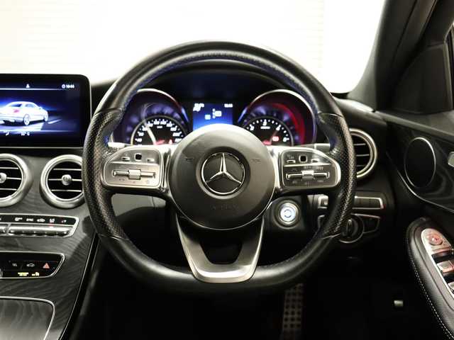 メルセデス・ベンツ Ｃ２２０ｄ アバンギャルド　AMGライン 静岡県 2019(令1)年 4.9万km ポーラホワイト 黒革/純正ナビ/フルセグTV/ACC/BSM/LKA/インテリジェントライトシステム/パドルシフト/アンビエントライト/キーレスゴー/純正ドアバイザー