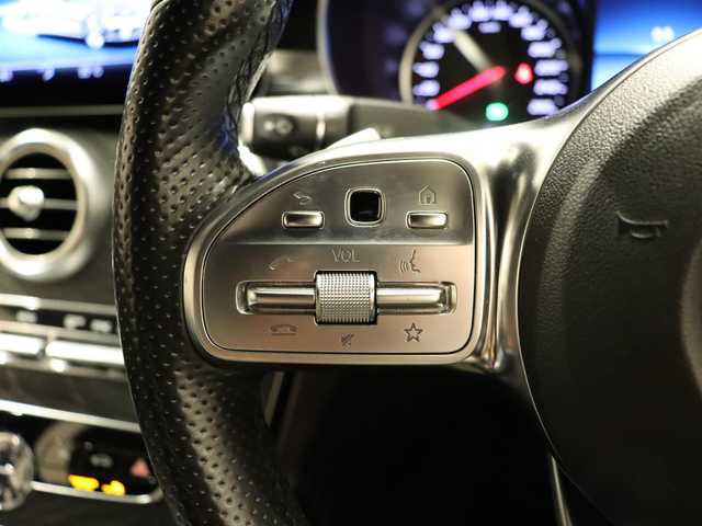 メルセデス・ベンツ Ｃ２２０ｄ アバンギャルド　AMGライン 静岡県 2019(令1)年 4.9万km ポーラホワイト 黒革/純正ナビ/フルセグTV/ACC/BSM/LKA/インテリジェントライトシステム/パドルシフト/アンビエントライト/キーレスゴー/純正ドアバイザー