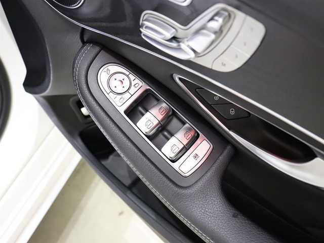 メルセデス・ベンツ Ｃ２２０ｄ アバンギャルド　AMGライン 静岡県 2019(令1)年 4.9万km ポーラホワイト 黒革/純正ナビ/フルセグTV/ACC/BSM/LKA/インテリジェントライトシステム/パドルシフト/アンビエントライト/キーレスゴー/純正ドアバイザー