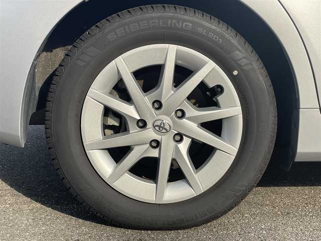 トヨタ プリウス α G 山口県 2021(令3)年 7.4万km シルバーメタリック ワンオーナー/9型ナビ フルセグTV CD DVD BT USB HDMI/バックカメラ/ビルトイン2.0ETC/衝突被害軽減ブレーキ/レーダークルーズコントロール/レーンアシスト/オートマチックハイビーム/LEDオートヘッドライト/フォグライト/ハーフレザーシート/パワーシート/ステアリングリモコン/革巻きステアリング/禁煙車