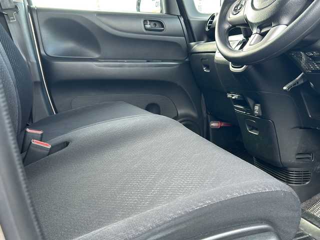 ホンダ Ｎ ＢＯＸ G SSパッケージ 大分県 2013(平25)年 5.7万km チェリーシェルピンクメタリック 純正ナビ/(VXM-128VS)/DVD／USB／SD／ワンセグTV/ETC/両側パワースライドドア/フォグランプ/ステアリングスイッチ/スマートキー/スペアキー/取扱説明書
