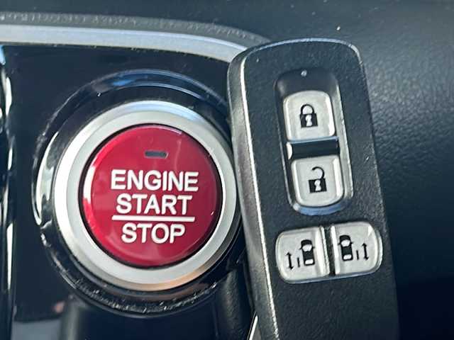 ホンダ Ｎ ＢＯＸ G SSパッケージ 大分県 2013(平25)年 5.7万km チェリーシェルピンクメタリック 純正ナビ/(VXM-128VS)/DVD／USB／SD／ワンセグTV/ETC/両側パワースライドドア/フォグランプ/ステアリングスイッチ/スマートキー/スペアキー/取扱説明書