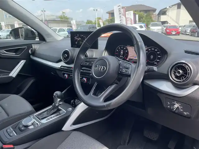 アウディ Ｑ２ 30TFSIスポーツ 栃木県 2019(令1)年 3.7万km ミトスブラックメタリック アドバンストキー /ナビ/フルセグTV/バックカメラ/AppleCarPlay/ACC/Audiレーンアシスト/Audiサイドアシスト /Audiプレセンス/パーキングエイド /バーチャルコックピット/パワーバックドア/リアシーケンシャルターンインジケーター/シートヒーター /ドライブレコーダーF/R/LEDヘッドライト/オートライト
