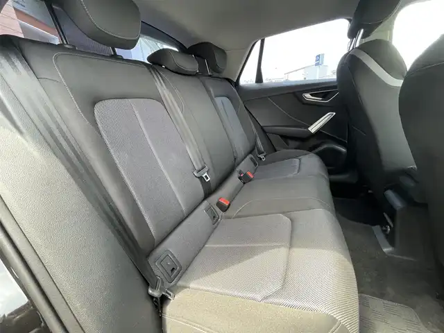 アウディ Ｑ２ 30TFSIスポーツ 栃木県 2019(令1)年 3.7万km ミトスブラックメタリック アドバンストキー /ナビ/フルセグTV/バックカメラ/AppleCarPlay/ACC/Audiレーンアシスト/Audiサイドアシスト /Audiプレセンス/パーキングエイド /バーチャルコックピット/パワーバックドア/リアシーケンシャルターンインジケーター/シートヒーター /ドライブレコーダーF/R/LEDヘッドライト/オートライト