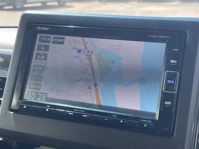 ホンダ Ｎ ＢＯＸ カスタム L 宮崎県 2023(令5)年 4万km メテオロイドグレーメタリック 純正SDナビ/（CD/DVD/AM/FM/BT/USB)/フルセグTV/バックカメラ/ステアリングスイッチ/レーダークルーズコントロール/左側パワースライドドア/車線逸脱警報機能/衝突防止機能/横滑り防止機能/クリアランスソナー/アイドリングストップ/D席/N席シートヒーターHDDナビ