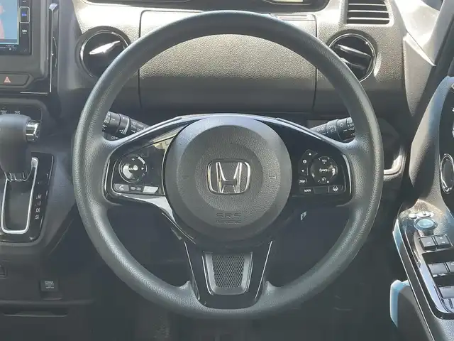ホンダ Ｎ ＢＯＸ カスタム L 宮崎県 2023(令5)年 4万km メテオロイドグレーメタリック 純正SDナビ/（CD/DVD/AM/FM/BT/USB)/フルセグTV/バックカメラ/ステアリングスイッチ/レーダークルーズコントロール/左側パワースライドドア/車線逸脱警報機能/衝突防止機能/横滑り防止機能/クリアランスソナー/アイドリングストップ/D席/N席シートヒーターHDDナビ
