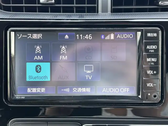 トヨタ アクア S スタイルブラック 群馬県 2021(令3)年 0.7万km ホワイトパールクリスタルシャイン 純正SDナビ/（CD/Bluetooth/SD/ワンセグ/AUX）/セーフティセンス/・プリクラッシュセーフティシステム/・レーンディパーチャーアラート/・オートマチックハイビーム/インテリジェントクリアランスソナー/全周囲カメラ/ステアリングリモコン/プッシュスタート/前後ドライブレコーダー/LEDヘッドランプ/アームレスト/純正フロアマット/ドアバイザー/スペアキー
