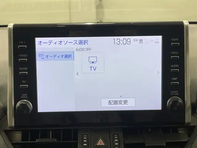 トヨタ ＲＡＶ４ アドベンチャー 愛知県 2021(令3)年 5.2万km アーバンカーキ 純正９インチディスプレイオーディオ　/（AM/FM/Bluetooth/USB/Miracast/スマホ連携/フルセグTV）/電動バックドア　/モデリスタサイドステップ　/ルーフレール　/トヨタセーフティセンス/　　-プリクラッシュセーフティ/　　-レーントレーニングアシスト/　　-レーダークルーズコントロール/　　-オートマチックハイビーム/　　-ロードサインアシスト/バックカメラ　　/ＬＥＤヘッドライト　/フォグランプ/ブラインドスポットモニター/クリアランスソナー/ダウンヒルアシストコントロール/電動パーキングブレーキ/D席パワーシート/純正フロアマット/純正19インチAW/プッシュスタート/　　-スマートキー