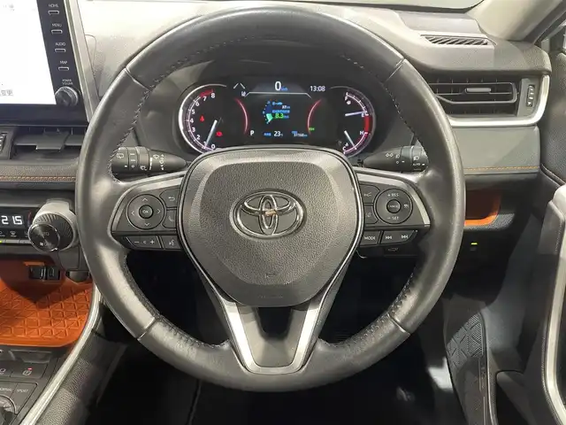 トヨタ ＲＡＶ４ アドベンチャー 愛知県 2021(令3)年 5.2万km アーバンカーキ 純正９インチディスプレイオーディオ　/（AM/FM/Bluetooth/USB/Miracast/スマホ連携/フルセグTV）/電動バックドア　/モデリスタサイドステップ　/ルーフレール　/トヨタセーフティセンス/　　-プリクラッシュセーフティ/　　-レーントレーニングアシスト/　　-レーダークルーズコントロール/　　-オートマチックハイビーム/　　-ロードサインアシスト/バックカメラ　　/ＬＥＤヘッドライト　/フォグランプ/ブラインドスポットモニター/クリアランスソナー/ダウンヒルアシストコントロール/電動パーキングブレーキ/D席パワーシート/純正フロアマット/純正19インチAW/プッシュスタート/　　-スマートキー