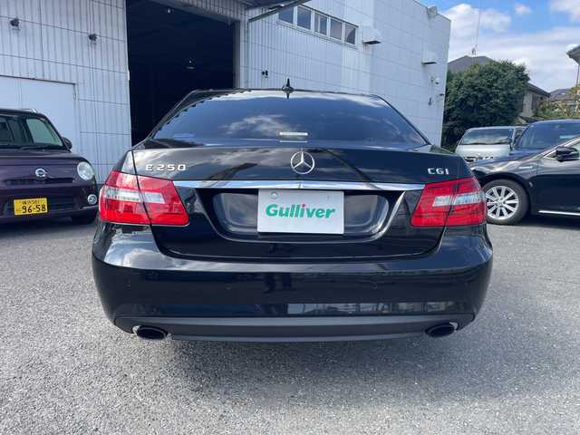 メルセデス・ベンツ Ｅ２５０ CGIBエフィAVG125！ED 神奈川県 2011(平23)年 17.8万km 黒 サンルーフ/プッシュスタート/ETC/HDDナビ/バックカメラ/レザーシート/パワーシート/パドルシフト/オートライト/電動格納ミラー/フロアマット