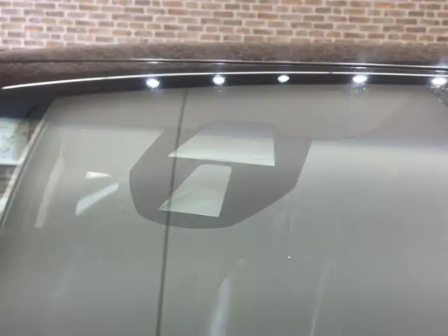 ホンダ シャトル ハイブリッド X スタイルED 岩手県 2016(平28)年 7.1万km クリスタルブラックパール ４WD/ラルグス製車高調/あんしんパッケージ/クルーズコントロール/シティブレーキサポート/横滑り防止装置/パドルシフト/純正ナビ/フルセグTV/バックカメラ/ETC/ステアリングスイッチ/LEDヘッドライト/LEDフォグライト/チップアップリヤシート/熱線入りフロントウインドウ/本革巻きステアリング/15インチスチールホイール/純正ホイールキャップ