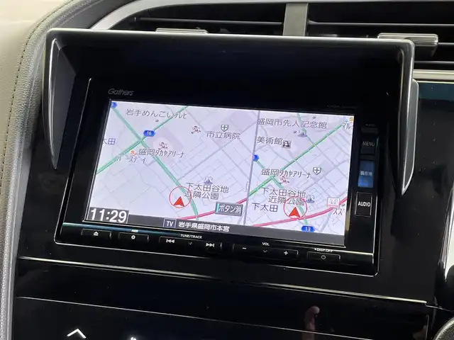 ホンダ シャトル ハイブリッド X スタイルED 岩手県 2016(平28)年 7.1万km クリスタルブラックパール ４WD/ラルグス製車高調/あんしんパッケージ/クルーズコントロール/シティブレーキサポート/横滑り防止装置/パドルシフト/純正ナビ/フルセグTV/バックカメラ/ETC/ステアリングスイッチ/LEDヘッドライト/LEDフォグライト/チップアップリヤシート/熱線入りフロントウインドウ/本革巻きステアリング/15インチスチールホイール/純正ホイールキャップ