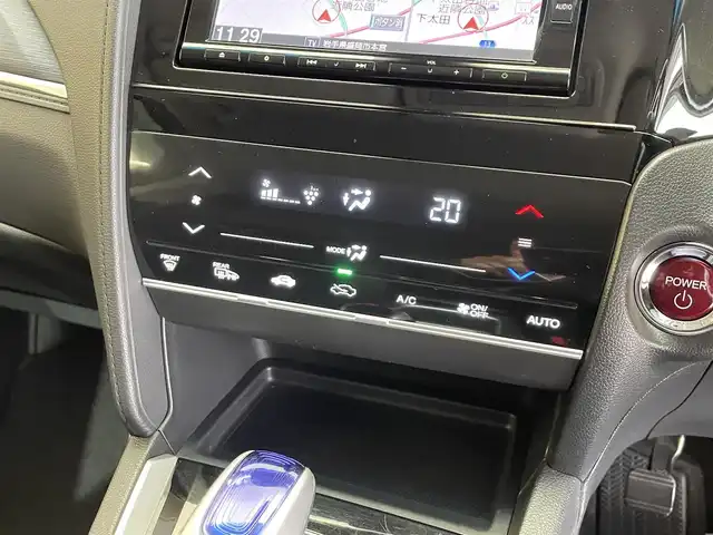 ホンダ シャトル ハイブリッド X スタイルED 岩手県 2016(平28)年 7.1万km クリスタルブラックパール ４WD/ラルグス製車高調/あんしんパッケージ/クルーズコントロール/シティブレーキサポート/横滑り防止装置/パドルシフト/純正ナビ/フルセグTV/バックカメラ/ETC/ステアリングスイッチ/LEDヘッドライト/LEDフォグライト/チップアップリヤシート/熱線入りフロントウインドウ/本革巻きステアリング/15インチスチールホイール/純正ホイールキャップ