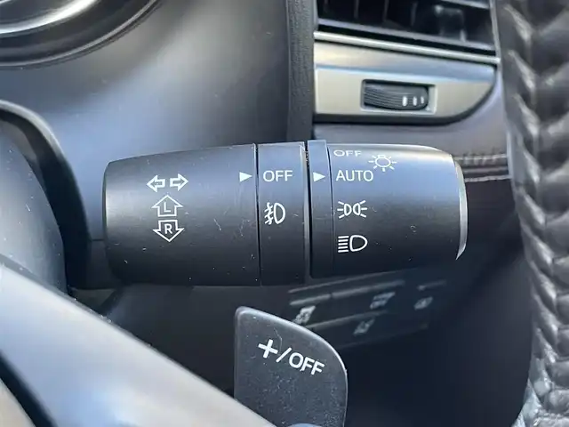 マツダ アテンザ セダン XD Lパッケージ 愛知県 2015(平27)年 4.7万km ソウルレッドプレミアムメタリック /ワンオーナー//クルーズコントロール//イモビライザー//衝突回避支援システム//誤発進抑制防止装置//ETC//レザーシート//プッシュスタート//パドルシフト//電動格納ミラー//オートエアコン//ステアリングスイッチ//レーンキープアシスト//シートヒーター//前ドラレコ//ドアバイザー//パワーシート//保証書・取説・スペアキー