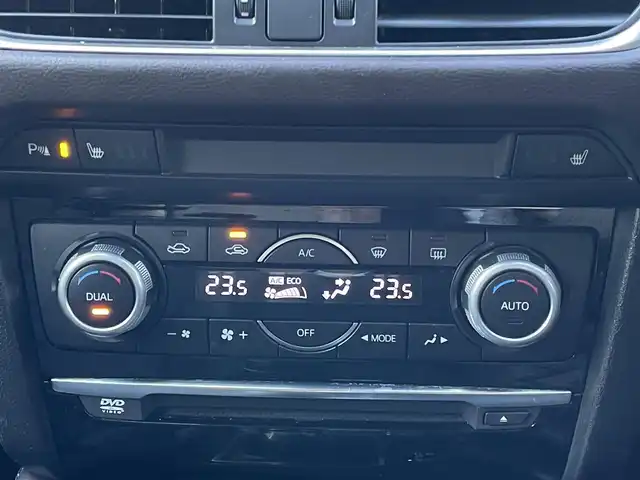 マツダ アテンザ セダン XD Lパッケージ 愛知県 2015(平27)年 4.7万km ソウルレッドプレミアムメタリック /ワンオーナー//クルーズコントロール//イモビライザー//衝突回避支援システム//誤発進抑制防止装置//ETC//レザーシート//プッシュスタート//パドルシフト//電動格納ミラー//オートエアコン//ステアリングスイッチ//レーンキープアシスト//シートヒーター//前ドラレコ//ドアバイザー//パワーシート//保証書・取説・スペアキー