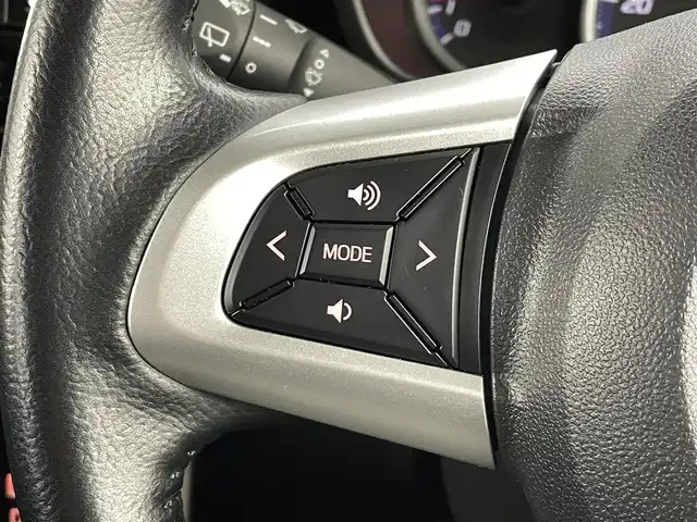 トヨタ タンク カスタムG S 福島県 2018(平30)年 2.2万km パールホワイトⅢ スマートアシストIII/・衝突被害軽減ブレーキ/・踏み間違い防止装置/・車線逸脱警報装置/社外7インチナビ/・型番：AVIC-RW501/・フルセグTV/BT/SD/CD/DVD/FM/AM/・前方ドライブレコーダー/・ETC/両側パワースライドドア/革巻きステアリング/・ステアリングリモコン/プッシュスタート/・スマートキー/電動格納ミラー/・ウィンカーミラー/・オートミラー/LEDヘッドライト/・フォグランプ/・オートライト/純正フロアマット/純正14インチAW