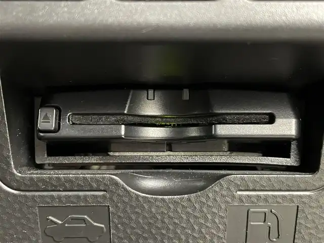 トヨタ タンク カスタムG S 福島県 2018(平30)年 2.2万km パールホワイトⅢ スマートアシストIII/・衝突被害軽減ブレーキ/・踏み間違い防止装置/・車線逸脱警報装置/社外7インチナビ/・型番：AVIC-RW501/・フルセグTV/BT/SD/CD/DVD/FM/AM/・前方ドライブレコーダー/・ETC/両側パワースライドドア/革巻きステアリング/・ステアリングリモコン/プッシュスタート/・スマートキー/電動格納ミラー/・ウィンカーミラー/・オートミラー/LEDヘッドライト/・フォグランプ/・オートライト/純正フロアマット/純正14インチAW