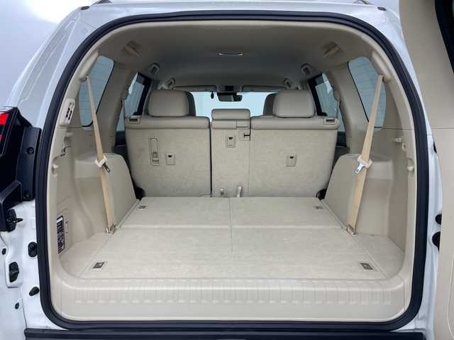 トヨタ ランドクルーザー プラド TX Lパッケージ 道央・札幌 2021(令3)年 3万km ホワイトパールクリスタルシャイン ・4WD/・寒冷地仕様/・社外ナビ/　CD/DVD/BT/USB/・フルセグTV/・バックカメラ/・後席モニター/・アダプティブクルーズコントロール/・TRD前後エアロ/・リアスポイラー/・サイドステップ/・前席パワーシート/・前席シートヒーター/・前席ベンチレーション/・電動格納サードシート/・純正エンジンスターター/・純正前後ドライブレコーダー/・レーンディパーチャーアシスト/・衝突軽減ブレーキ/・オートマチックハイビーム/・オートライト/・LEDヘッドライト/・フォグランプ/・リアフォグランプ/・ワイパーデアイサー/・19インチ純正アルミホイール/・ルーフレール/・ビルトインETC/・スペアキー/・保証書