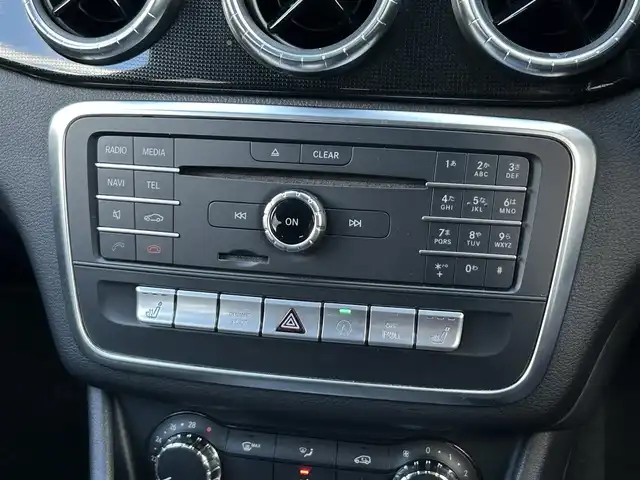 メルセデス・ベンツ ＣＬＡ１８０ Sブレイク AMG スタイル 茨城県 2017(平29)年 2.6万km マウンテングレー 後期型 /RSP /ACC /半革 /シートヒーター /ナビ /TV /Bカメラ /LEDヘッドライト /パワーテールゲート /レーンキープアシスト /ブラインドスポットアシスト /キーレスゴー /純正18インチアルミホイール /ETC /DVD /CD /パドルシフト /禁煙車