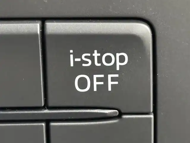 マツダ デミオ 13S Lパッケージ 福岡県 2014(平26)年 6万km ディープクリスタルブルーマイカ 純正ＳＤナビ　/ＥＴＣ　/前方ドライブレコーダー　/衝突被害軽減システム　/横滑り防止　/アイドリングストップ　/アクセル踏み間違い防止　/ＨＵＤ/レザーシート　/純正１５インチＡＷ　/純正フロアマット　/オートライト