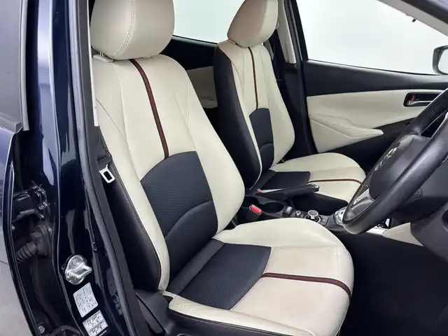 マツダ デミオ 13S Lパッケージ 福岡県 2014(平26)年 6万km ディープクリスタルブルーマイカ 純正ＳＤナビ　/ＥＴＣ　/前方ドライブレコーダー　/衝突被害軽減システム　/横滑り防止　/アイドリングストップ　/アクセル踏み間違い防止　/ＨＵＤ/レザーシート　/純正１５インチＡＷ　/純正フロアマット　/オートライト