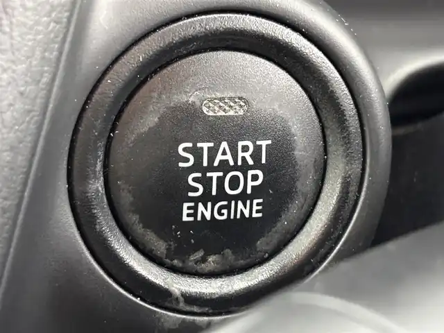 マツダ デミオ 13S Lパッケージ 福岡県 2014(平26)年 6万km ディープクリスタルブルーマイカ 純正ＳＤナビ　/ＥＴＣ　/前方ドライブレコーダー　/衝突被害軽減システム　/横滑り防止　/アイドリングストップ　/アクセル踏み間違い防止　/ＨＵＤ/レザーシート　/純正１５インチＡＷ　/純正フロアマット　/オートライト