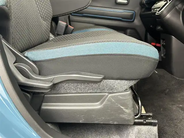 スズキ ハスラー HYBRID X 道央・札幌 2021(令3)年 2.8万km デニムブルー ガンメタリック 2トーン ・４WD/・純正メモリナビ/・CD/DVD/BT/フルセグ/iPod/AppleCarPlay/USB/・アラウンドビューモニター/・前後ドライブレコーダー/・衝突軽減ブレーキ/・横滑り防止装置/・レーンキープアシスト/・アイドリングストップ/・オートマチックハイビーム/・LEDヘッドライト/・オートライト/・前席シートヒーター/・ミラーヒーター/・ドアバイザー/・シートバックテーブル/・積込社外15インチAW冬タイヤ/・プッシュスタート/・スマートキー