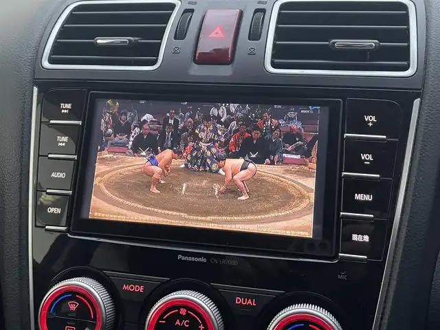 スバル フォレスター S－リミテッド 千葉県 2015(平27)年 10.1万km クリスタルブラックシリカ (株)IDOMが運営する【じしゃロン八千代店】の自社ローン対象車両になります。こちらは現金またはオートローンご利用時の価格です。自社ローンご希望の方は別途その旨お申付け下さい。/純正ナビ（CN-LR700D）/・CD/DVD/・Bluetooth接続/・フルセグTV/４WD/アイサイト/バックカメラ/ETC/D/N席シートヒーター/D/N席パワーシート/レーダークルーズコントロール/パドルシフト/プッシュスタート/スマートキー/純正アルミホイール/純正フロアマット/電動格納ミラー