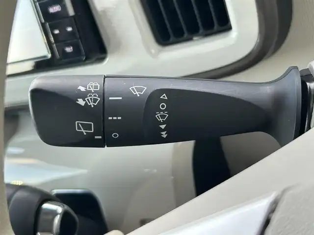 ダイハツ ムーヴ キャンバス G メイクアップ リミテッド　SAⅢ 島根県 2019(令1)年 4.3万km パールホワイトⅢ/ナチュラルベージュマイカメタリック 2トーン 登録時走行距離　42113km/取扱説明書/社外ナビ（Panasonic：CN-RE05WD）/（Bluetooth/CD/DVD/AM/FM)/フルセグテレビ/全周囲カメラ/両側パワースライドドア/電動格納ミラー/プッシュスタート/ドライブレコーダー/純正フロアマット/横滑り防止装置/コーナーセンサー/オートライト/オートハイビーム/衝突軽減システム/ETC2.0