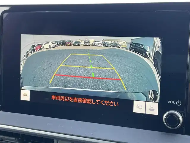 トヨタ プリウス X 滋賀県 2023(令5)年 5.9万km スーパーホワイトⅡ 純正8インチディスプレイオーディオ/(フルセグTV Bluetooth MiraCast)/トヨタセーフティセンス/・プリクラッシュセーフティ/・レーントレーシングアシスト/・車線逸脱警報/・レーダークルーズコントロール/・ブラインドスポットモニター/バックカメラ/ETC2.0/プッシュスタート/スマートキー/革巻きステアリング/ステアリングリモコン/純正フロアマット/LEDヘッドライト/オートマチックハイビーム