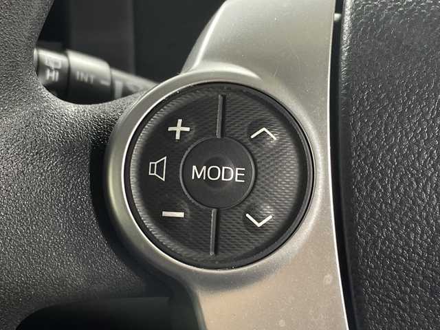 トヨタ アクア S 神奈川県 2015(平27)年 4.3万km ダークバイオレットマイカメタリック 純正SDナビゲーション【NSZT-W64】/AM FM フルセグ Bluetooth CD DVD/バックカメラ/ビルトインETC/純正フロアマット/スマートキー/ハロゲンヘッドライト/オートライト/ドアバイザー/フォグランプ/ウィンカーミラー/電動カメラ/プッシュスタート/取扱説明書