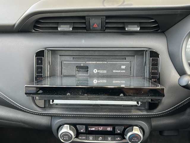 日産 キックス X 静岡県 2020(令2)年 3.9万km ダークブルー 純正ナビ/フルセグTV/ipod/SD/FM/AM/CD/DVD/USB/Bluetooth/主要装備/・純正ナビ　/・ドライブレコーダー　/・全方位カメラ　/・寒冷地仕様　/・デジタルインナーミラー　/・エマージェンシーブレーキ　/・コーナーセンサー　/・ハンドルヒーター　/・シートヒーター　/・ＥＴＣ　/・レーンキープ　/・スペアキー/・オートホールド/・純正アルミホイール/・ステアリングリモコン/・LEDヘッドライト/・LEDフォグランプ/・プッシュスタート/・取扱説明書