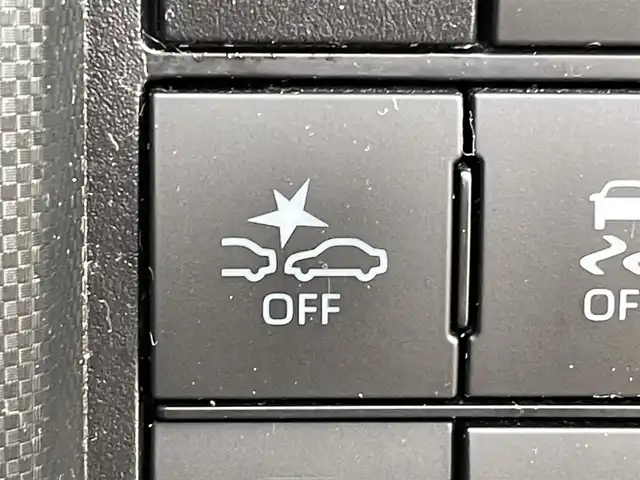 トヨタ ライズ Z 兵庫県 2022(令4)年 4.6万km シャイニングホワイトパール 9インチ純正ディスプレイオーディオ/フルセグTV/Bluetooth/アップルカープレイ/アンドロイドオート/モデリスタエアロ/ETC/全方位カメラ/追従クルーズコントロール/シートヒーター/ステアリングリモコン/フォグランプ/HDMI/USB/純正フロアマット/純正ドアバイザー/革巻きステアリング