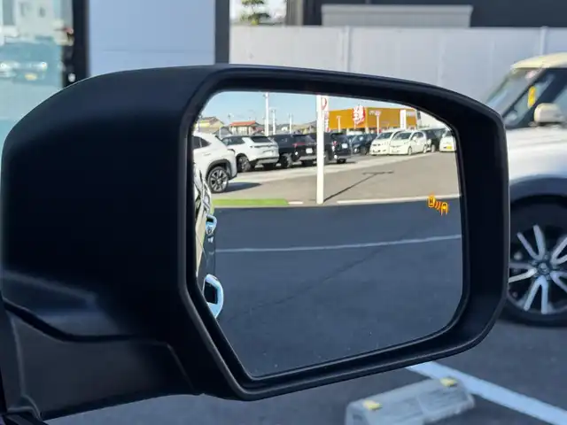 三菱 トライトン GLS 香川県 2024(令6)年 0.9万km ダイヤモンドブラックマイカ e-Assist（運転支援機能）/・FCM（衝突被害軽減ブレーキシステム）/・EAPM（踏み間違い防止アシスト）/・LDW（車線逸脱警報システム）/・LDP（車線逸脱防止支援システム）/・BSW/LCA（後側方車両検知警報システム）/・TSR（標識認識システム）/・AHB（オートマチックハイビーム）/・RCTA（後退時交差車線逸脱警報システム）/・ACC（レーダークルーズコントロールシステム）/・DAA（ふらつき警報）/スマートフォン連携9インチナビ/→フルセグ/CD/DVD/Bluetooth/USB/AppleCarPlay/AndroidAuto/AM/FM/マルチアラウンドモニター/前席シートヒーター/本革巻きステアリング/ステアリングヒーター/ステアリングリモコン/電動格納式ドアヒーテッドミラー/BSM/リアサーキュレーター/リアヒートダクト/LEDヘッドライト/フォグランプ/スーパーセレクト4WD-II/リヤデフロック/HSA（ヒルスタートアシスト）/HDC（ヒルディセントコントロール）/純正18インチアルミ/MTモード付AT/ETC/アイドリングストップ/プッシュスタート/スマートキー/スペアキー×1