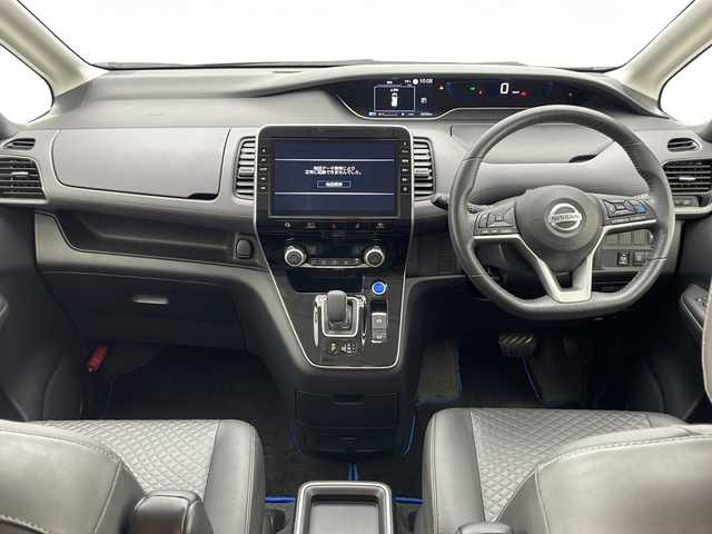 日産 セレナ e－パワー ハイウェイスター V 千葉県 2019(令1)年 6.7万km マルーンレッド 2トーン 純正10インチナビ/（CD/DVD/Blu-ray/Bluetooth/フルセグTV/）　/純正フリップダウンモニター/アラウンドビューモニター/プロパイロット/インテリジェントパーキングアシスト/エマージェンシーブレーキ/クリアランスソナー/標識認識機能/ブラインドスポットモニター/電動パーキング/オートホールド/ハンズフリー両側パワースライドドア/快適パック/　全席（USBソケット/シートバックテーブル）/　スーパーロングスライドセカンドシート/防水シート/前方ドラレコ/ETC/LEDヘッドライト/フォグランプ/フロアマット/ドアバイザー