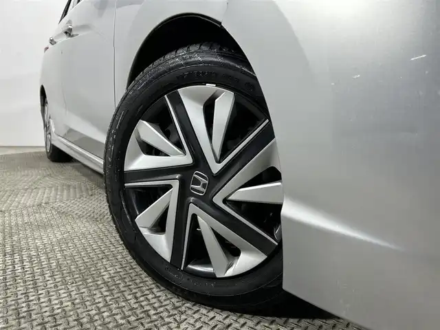 ホンダ シャトル ハイブリッド X スタイルエディション 大阪府 2016(平28)年 4.5万km アラバスターシルバーメタリック 純正ナビＴＶ　バックカメラ　ＥＴＣ　ドライブレコーダー　クルーズコントロール　コーナーセンサー　ＬＥＤヘッドライト　プッシュスタート　スマートキー　オートエアコン　オートライト　電動ミラー