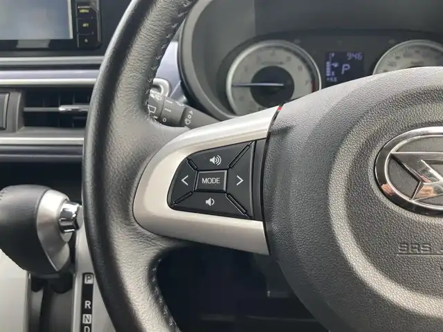 ダイハツ キャスト アクティバ G ターボ SAⅡ 鳥取県 2017(平29)年 6.4万km パールホワイトⅢ ４WD・ターボ車/純正ディスプレイオーディオ/（CD/DVD/USB/BT）/バックカメラ/スマートアシスト/レーンキープアシスト/ETC/ドライブレコーダー/LEDヘットライト/純正15インチアルミホイール/プッシュエンジンスタート/アイドリングストップ/純正フロアマット/ドアバイザー/スマートキー×２