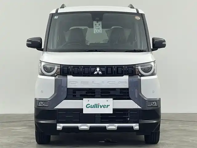 三菱 デリカミニ T プレミアム 群馬県 2025(令7)年 0.1千km パールⅡ 届出済未使用車　純正９インチディスプレイオーディオ　アラウンドビューモニター　マイパイロット　両側パワースライドドア　ＬＥＤライト　ＡＨＢ　シートヒーター　純正１５インチＡＷ　ステアリングヒーター